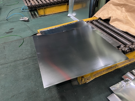 Blacha stalowa SPCC MR 0,18 mm Jasna 2,8 / 2,8